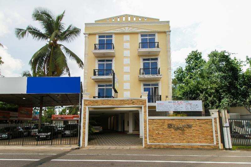 Oyo 126 Reliance Hotel Colombo Exterior foto